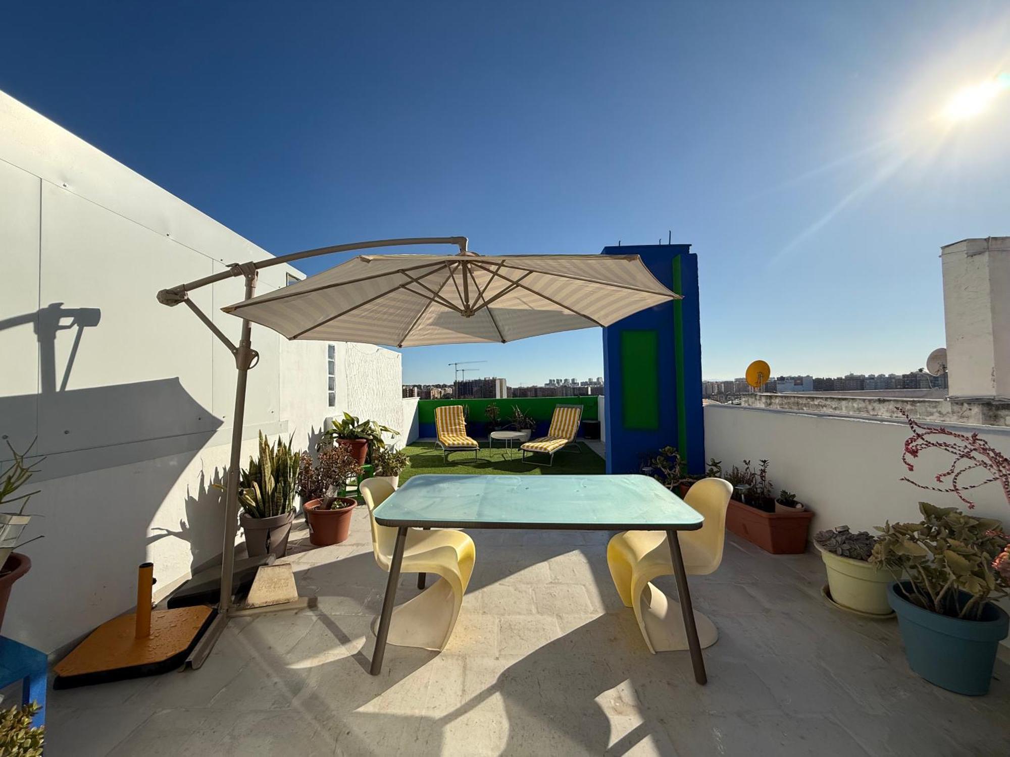 Petite Penthouse With The Sunniest Terrace In Valencia Apartment ภายนอก รูปภาพ