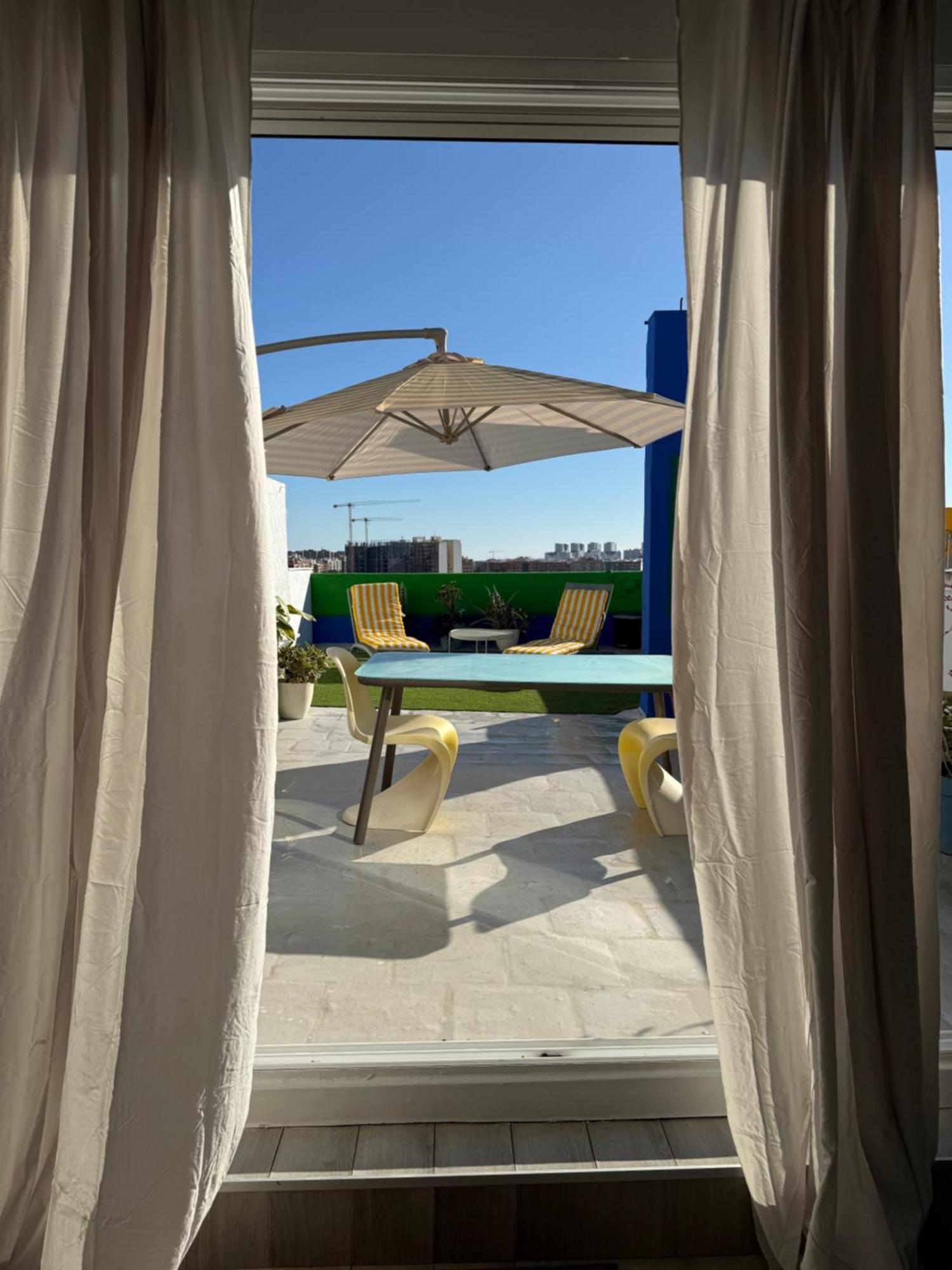 Petite Penthouse With The Sunniest Terrace In Valencia Apartment ภายนอก รูปภาพ