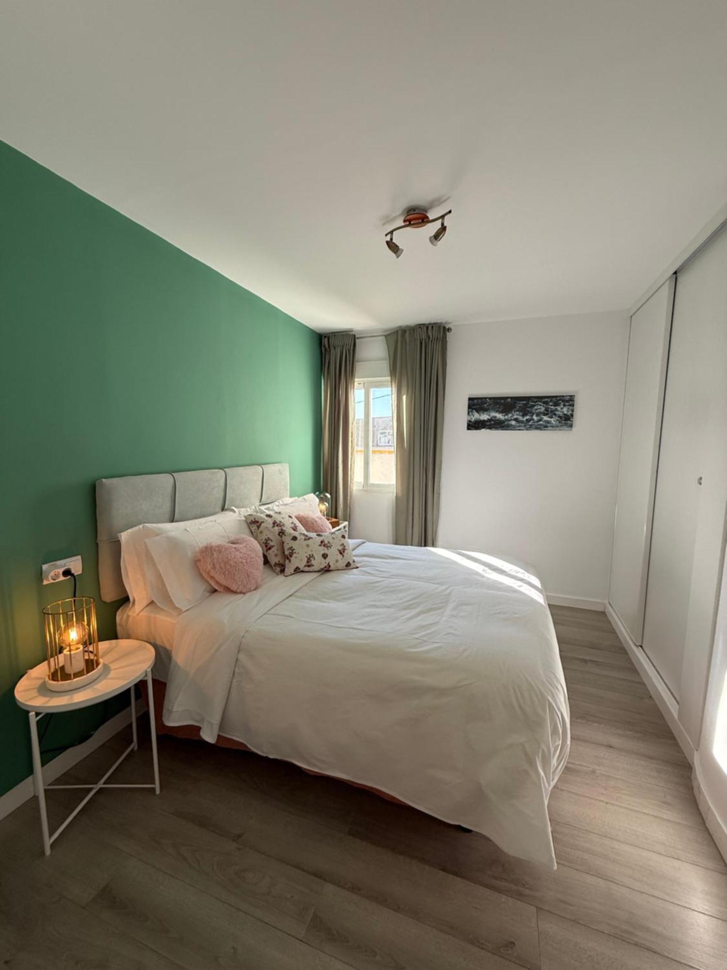 Petite Penthouse With The Sunniest Terrace In Valencia Apartment ภายนอก รูปภาพ